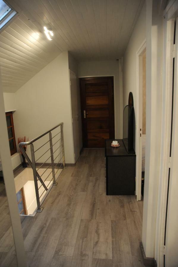 Maison La Rive Publier Екстериор снимка